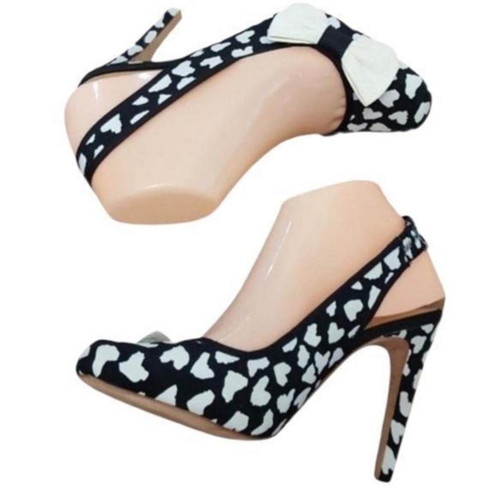 ABS Allen Schwartz Y2K Black White Heart‎ Print Bow Slingback Heels Size 8.5